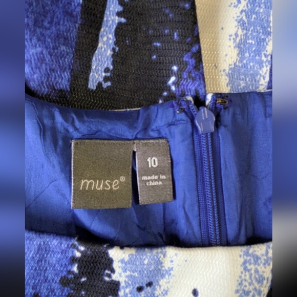 Muse Dress Blue, White and Black Textured Fabric. Size 10. - Picture 2 of 8